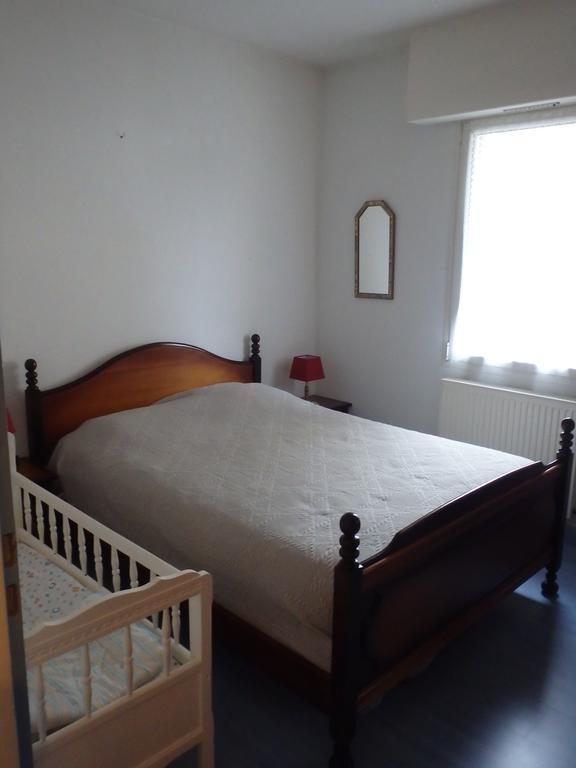 Le Moulin Des Pres Avec Terrasse Apartment Vesoul Room photo